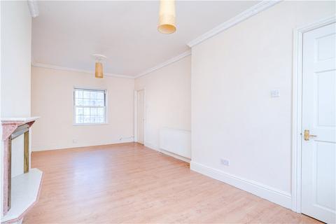 3 bedroom terraced house for sale, Kirkgate, Otley, West Yorkshire, LS21