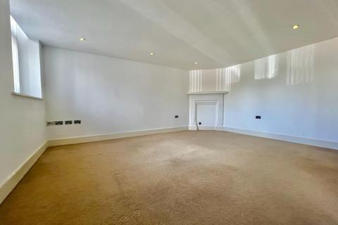 2 bedroom maisonette to rent, Park Place, Park View Terrace, Rawdon, Leeds, LS19