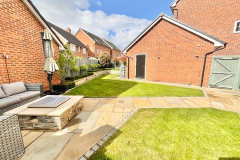 4 bedroom detached house for sale, Blackthorn Close, Edleston, CW5