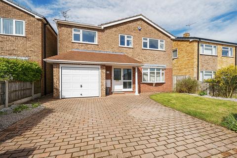 4 bedroom detached house for sale, Tideswell Close, Ravenshead, Nottingham