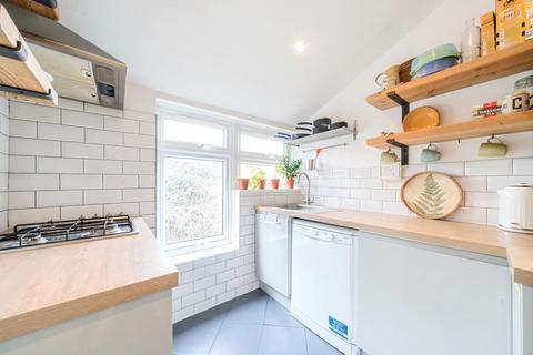 2 bedroom apartment for sale, Ackroyd Road, London