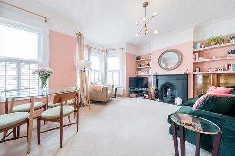 2 bedroom apartment for sale, Ackroyd Road, London