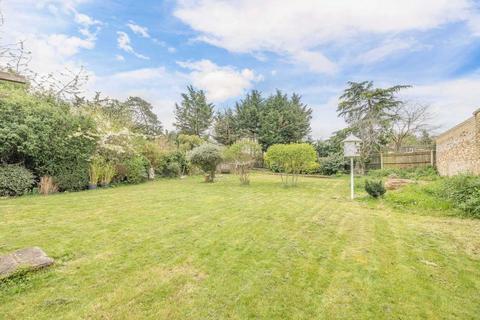 4 bedroom chalet for sale, English Gardens, Wraysbury TW19