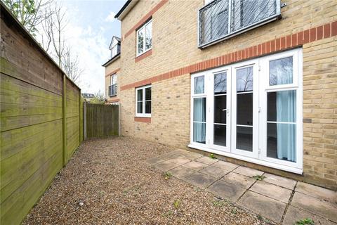2 Pascal Mews, London, SE19 2BW
