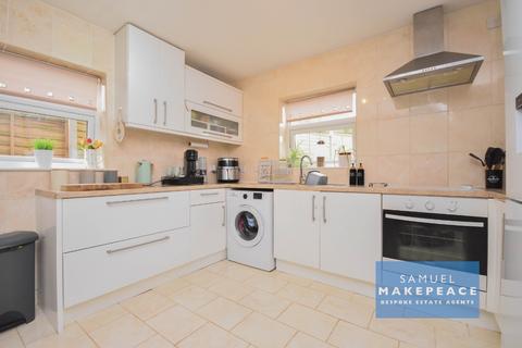 3 bedroom semi-detached house for sale, Newcrofts Walk, Stoke-on-trent ST6