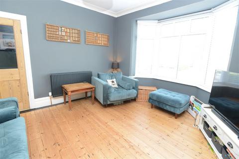 17 Abbeydale Road, Birmingham, B31 3TL