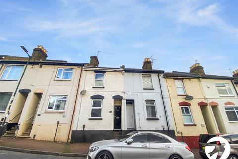 2 bedroom terraced house to rent, Castle Road, Chatham, Kent, ME4