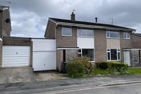 3 bedroom semi-detached house to rent, Vicarage Drive, Kendal