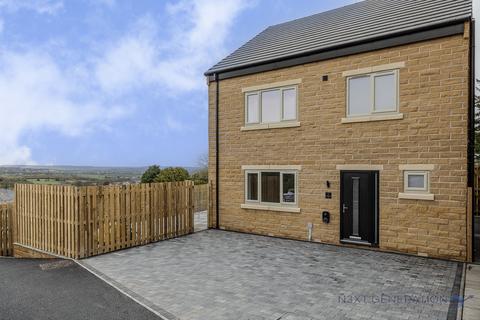 4 bedroom detached house for sale, Drighlington, Bradford BD11