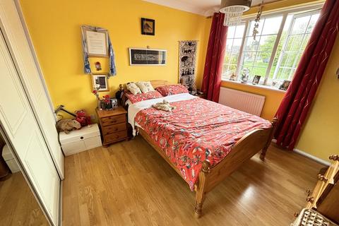 3 Hodson Close, Whetstone, Leicester, LE8 6EU