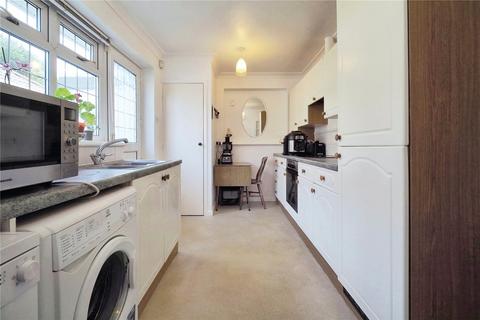 74 Balmoral Road, Salisbury, SP1 3PZ