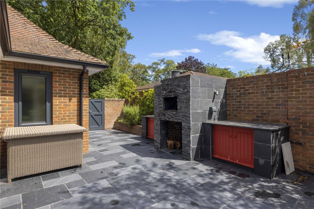 Outdoor Pizza Oven