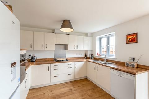 12 Candle Crescent, Thurcroft, Rotherham, S66 9FH
