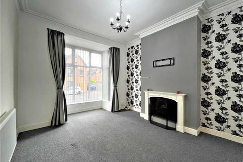 3 bedroom terraced house to rent, Oxford Street, St. Helens