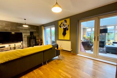 43 Meadow Close, Leek, ST13 5TX