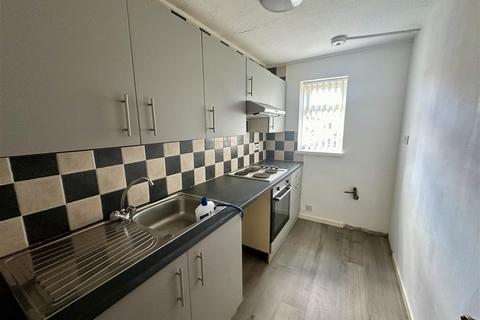 1 bedroom apartment to rent, Exeter Drive, Leeds