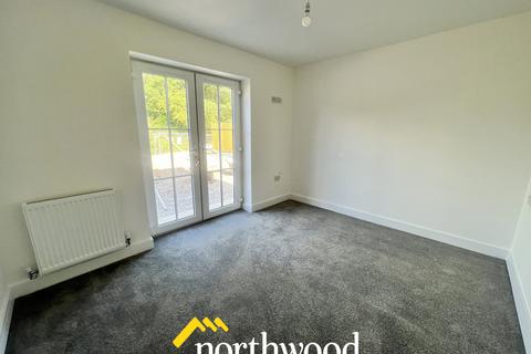 2 bedroom flat to rent, The Moorings, Doncaster DN8