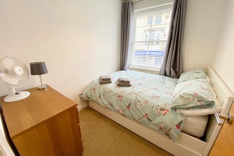 2 bedroom flat for sale, 68 High Street, Christchurch BH23