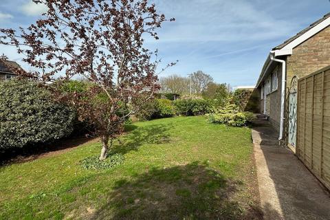 2 bedroom detached bungalow for sale, Well Close, Winscombe