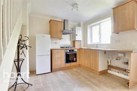 1 bedroom end of terrace house to rent, Bowens Field, TN23...