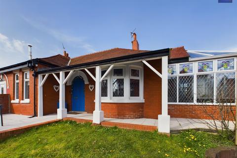 4 bedroom semi-detached house for sale, Gloucester Avenue, Blackpool, FY1