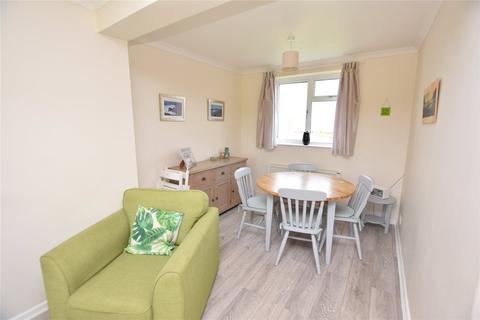 9 Cleave Crescent, Woodford, Bude, EX23 9JH