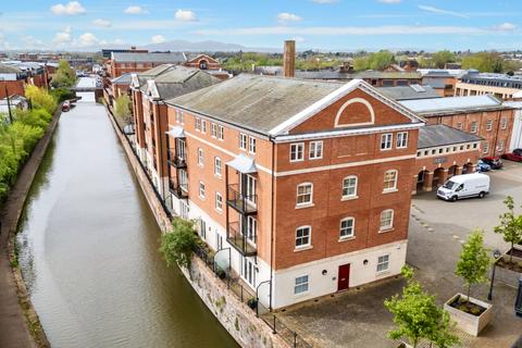 Worcester - 2 bedroom apartment for sale