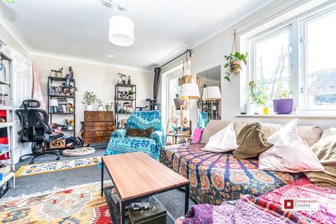 113 Buxhall Crescent, London, E9 5JZ