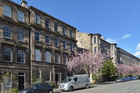 4 bedroom flat for sale, 17 Lutton Place, Newington, Edinburgh, EH8 9PD
