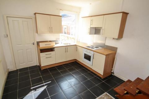 2 bedroom terraced house to rent, Foley street, Stoke-on-Trent ST4 3DX