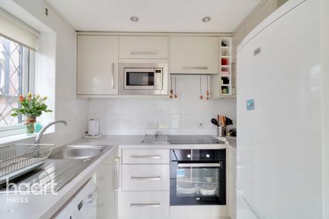 1 bedroom flat for sale, Grove Road, Hounslow