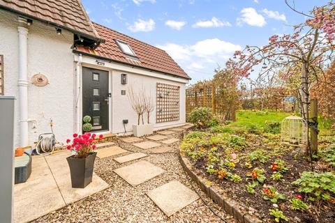 2 bedroom apartment for sale, The Chalet, Pacemuir Road, Kilmacolm