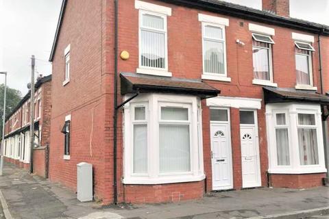 3 bedroom end of terrace house for sale, Chinley Avenue, Moston