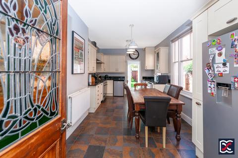 152 Birchfield Road, Northampton, NN1 4RH