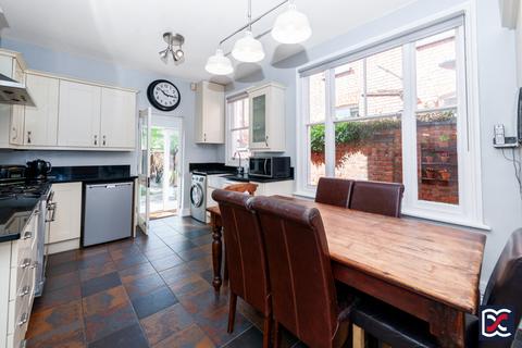 152 Birchfield Road, Northampton, NN1 4RH