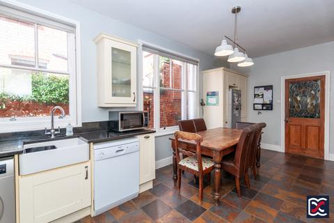 152 Birchfield Road, Northampton, NN1 4RH