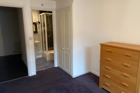 2 bedroom flat to rent, Harper Close, Chafford Hundred