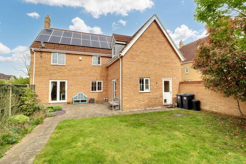 4 bedroom detached house for sale, Aspen Way, Ely CB7