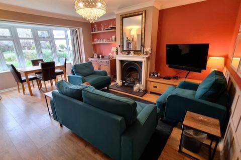 2 bedroom semi-detached bungalow for sale, Valley Close, Holton, Halesworth