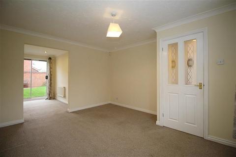 3 bedroom semi-detached house to rent, Charnwood Road, Shepshed, LE12