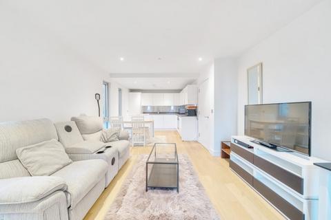 2 bedroom apartment to rent, Love Lane London SE18