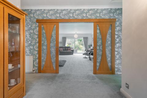 119 Whyteleafe Road, Caterham, CR3 5EJ
