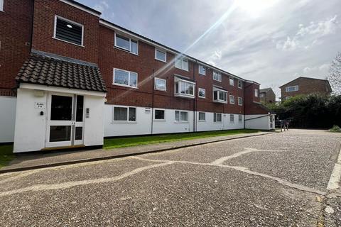 1 bedroom ground floor flat for sale, Makepeace Road, Northolt UB5