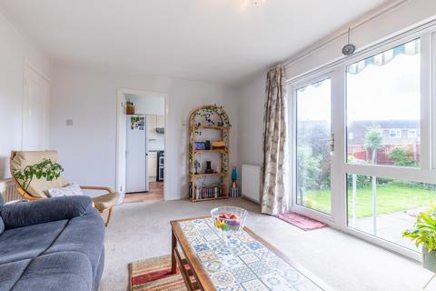 2 bedroom flat for sale, 67 Calder Drive, Kendal, LA9 6LR