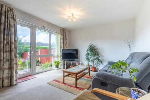 2 bedroom flat for sale, 67 Calder Drive, Kendal, LA9 6LR