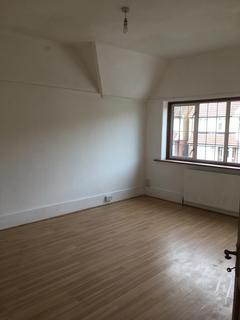 4 bedroom terraced house to rent, Strathyre Avenue, London, SW16