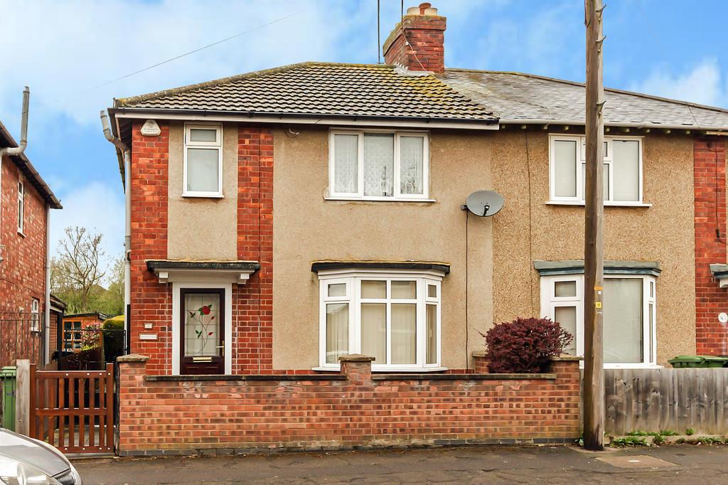 Roberts Street Wellingborough Nn8 3 Bed Semi Detached House £235 000