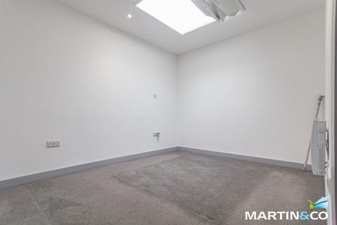 1 bedroom apartment to rent, Oak Court, Dudley Road, Brierley Hill, DY5