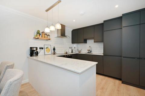 1 bedroom apartment for sale, Ionian Building Narrow Street Limehouse