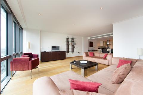 2 bedroom apartment to rent, No1. West India Quay, Canary Wharf E14